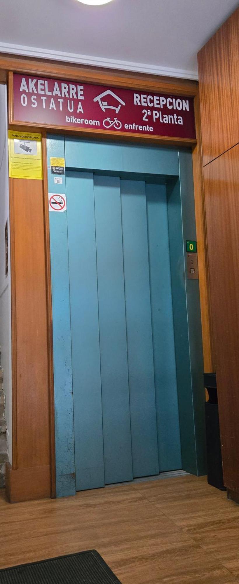 Hotel Akelarre Ostatua Gernika-Lumo Zewnętrze zdjęcie